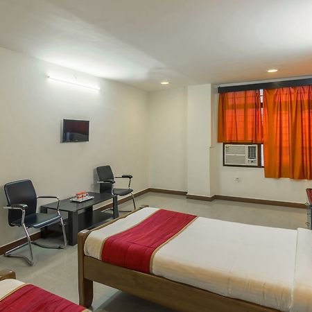 Oyo 3608 Hotel Sun City Guwahati Zewnętrze zdjęcie
